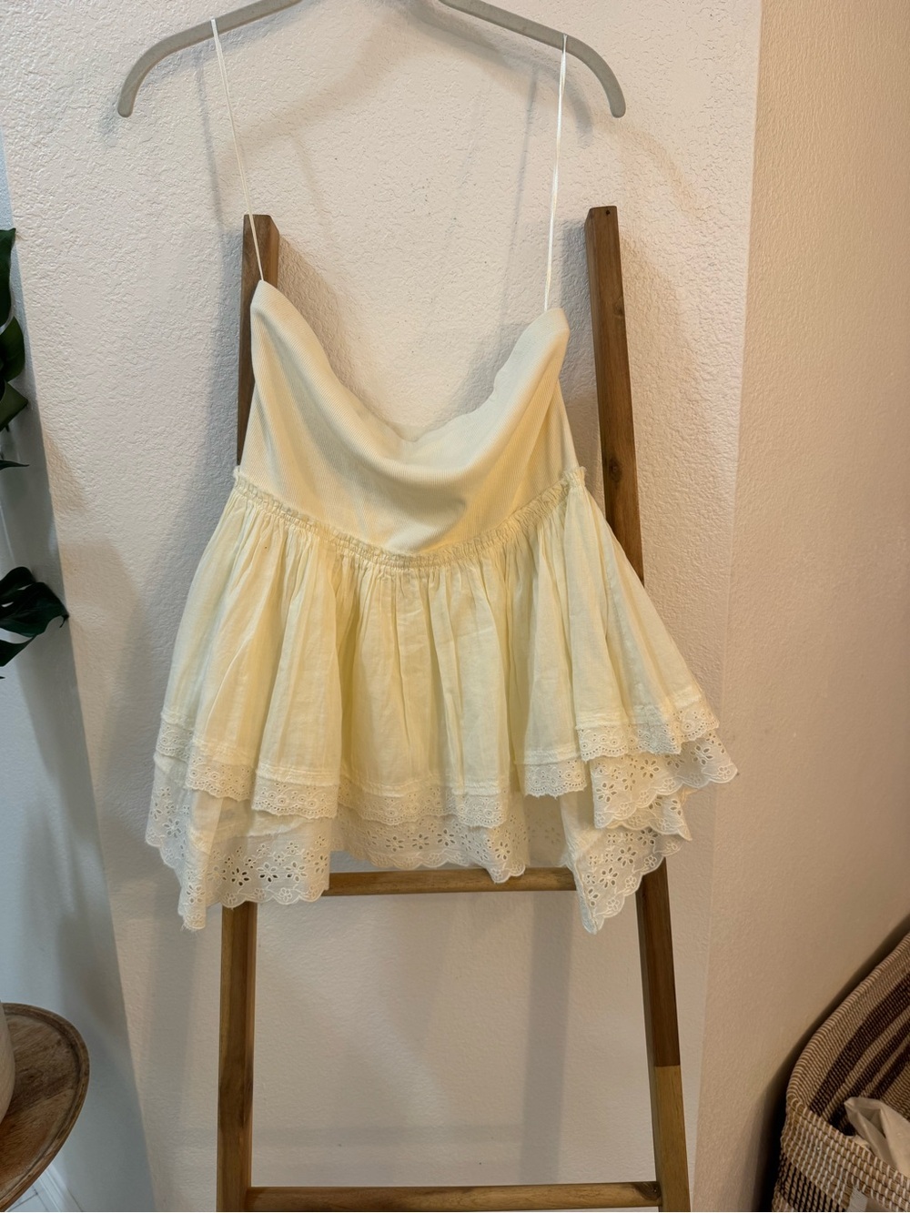 Urban Outfitters Cream Tiered Eyelet Cami Top